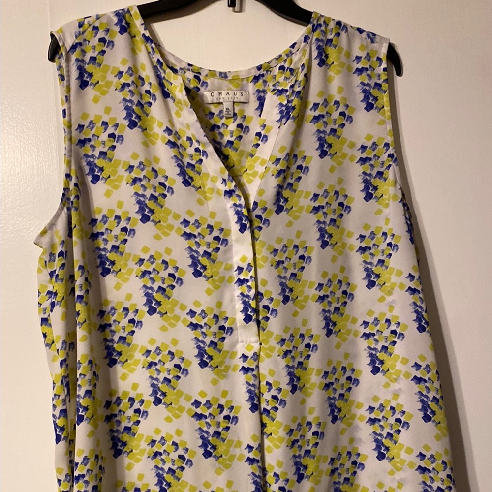 Chaus short sleeve XL.